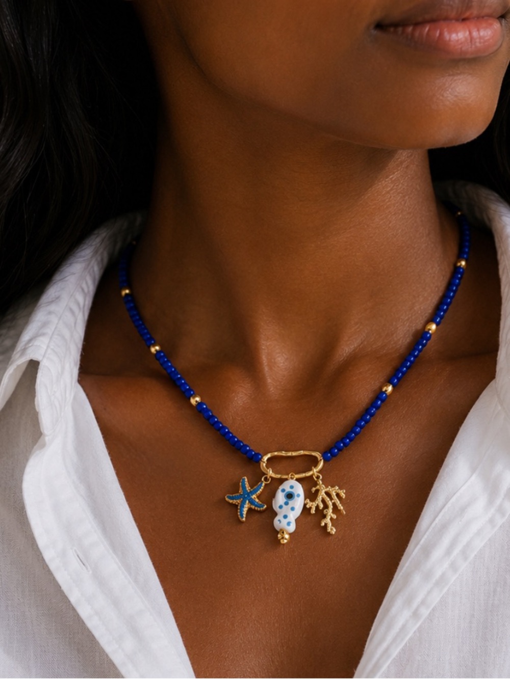 New! Coastal Colorful Blue Beaded Carabiner Fish Necklace NWOT 5048
